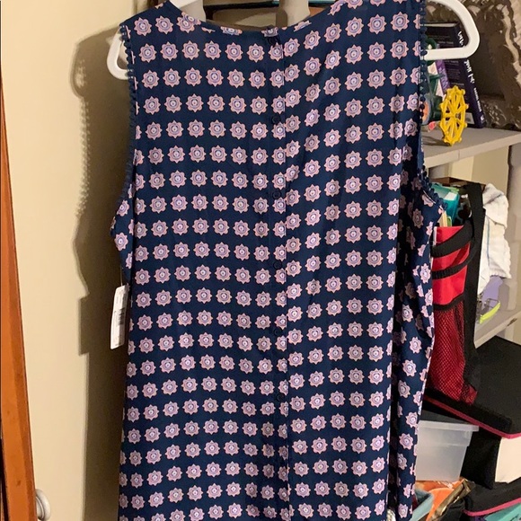 Sheer, patterned tank top - Picture 2 of 2